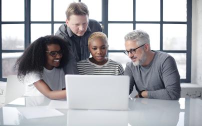 Why Custom Software is Still King: Tailoring Tech for Competitive Edge